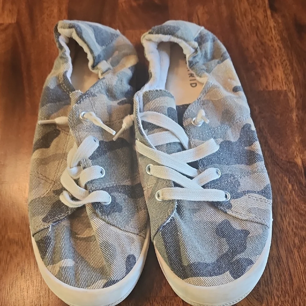 Torrid Camoflauge Slip On Tennis Shoes 10WW